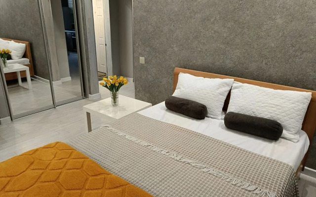 Квартира на Молодёжном Проспекте 6