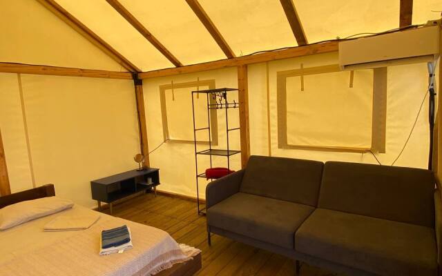 Druzhba Glamping