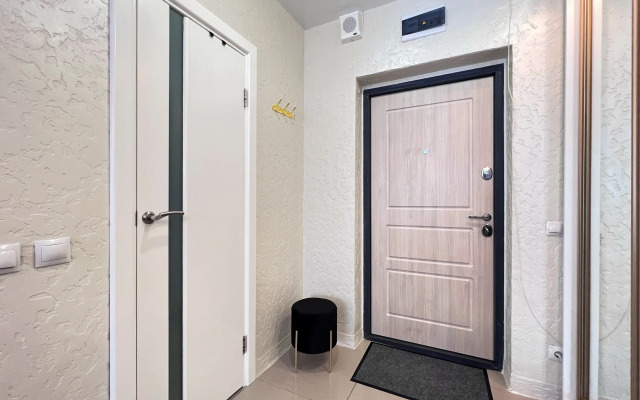 Studiya U Samogo Berega Reki Apartments