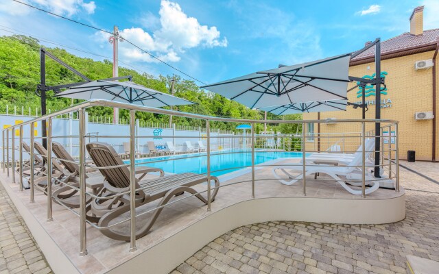 Krinitsa Apart Hotel