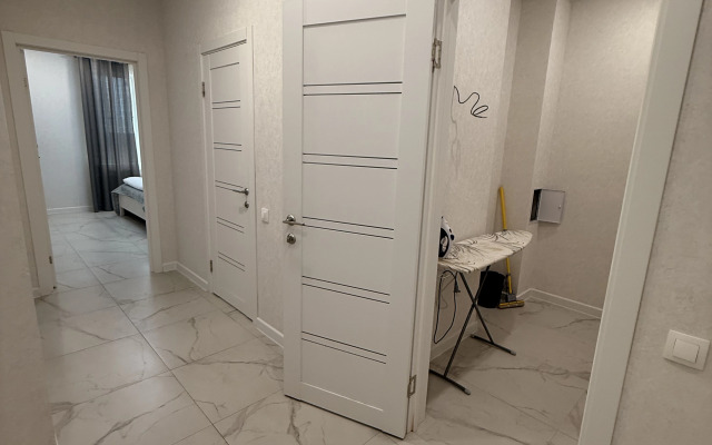 Апартаменты Большая квартира в центре Самары на набережной