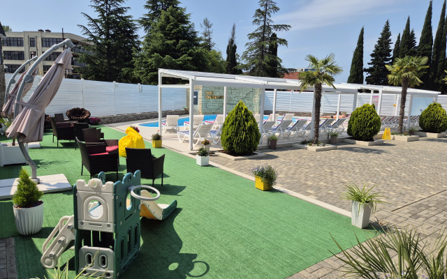 Emigrant Hotel