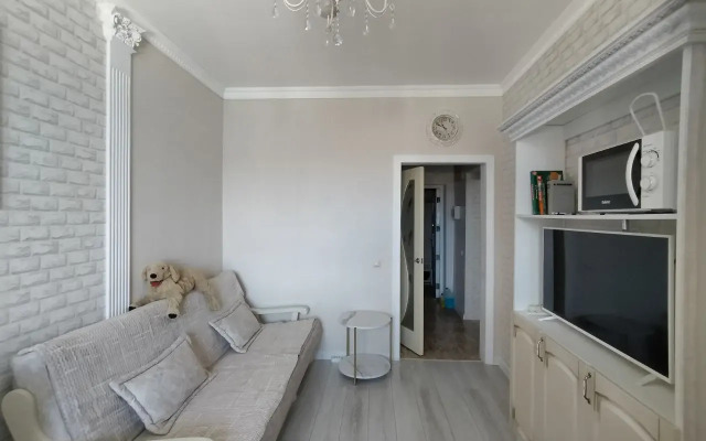 Klassika S Krasivym Vidom Iz Okna Flat