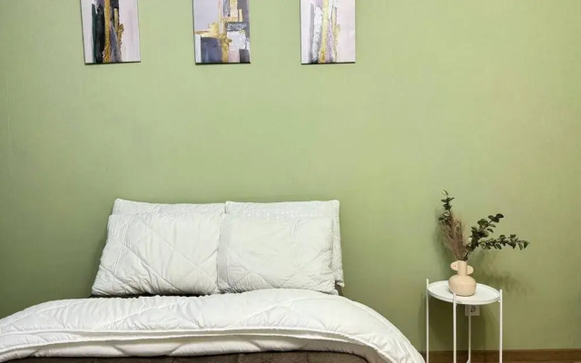 AppartDeLuxe na Ulitse 78-y Dobrovolcheskoy Brigady 32 Flat