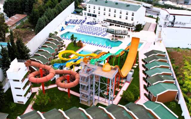 Отель Aqua Marinn Spa&Wellness