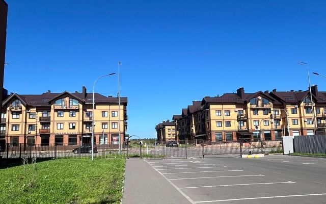 Sovremennaya Trekhkomnatnaya V Velikom Novgorode Flat