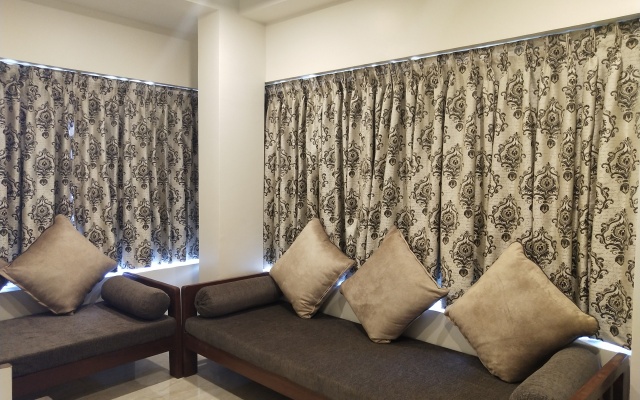 Vasantharaja Inn Hotel
