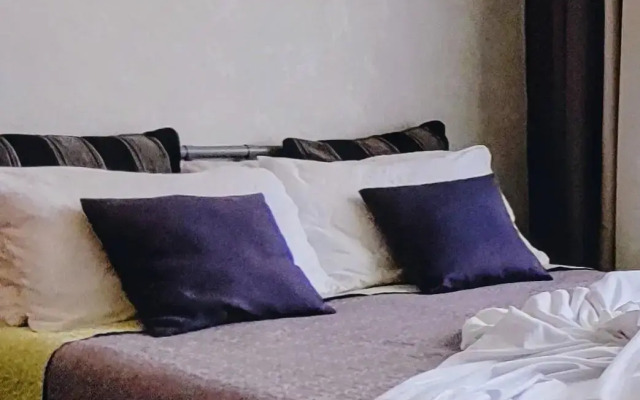 U Korolevskih Vorot Apartments
