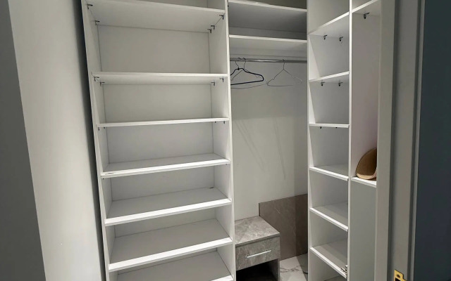 Topovaya yevro dvushka u Autleta Flat
