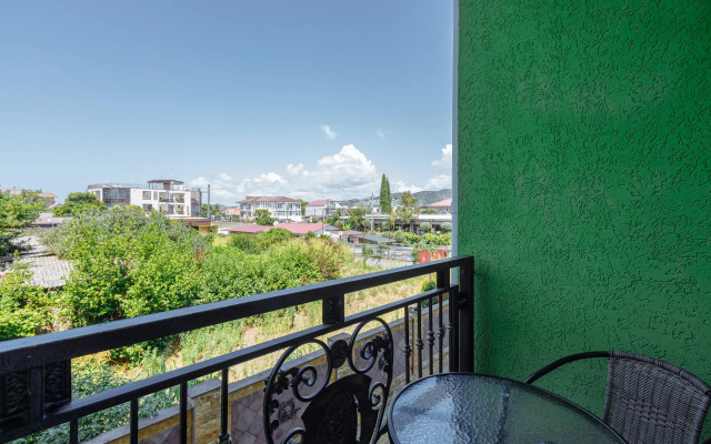 Red Apartments Art Layt Manuel Apartments