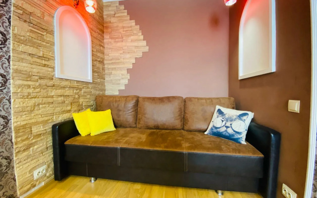 V Novom Elitnom Dome S Sobstvennym Parkovochnym Mestom Flat