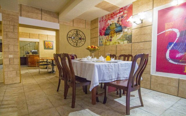 Rogas Home Hotel
