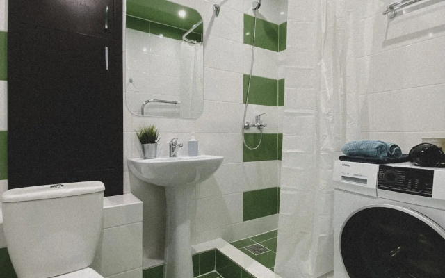 Apartamenty 2h k. na Galkinskaa 107 u Vokzala