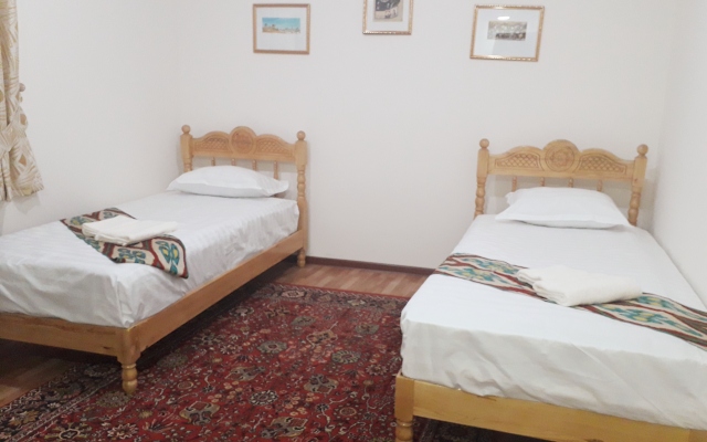 Гостевой дом Parivash