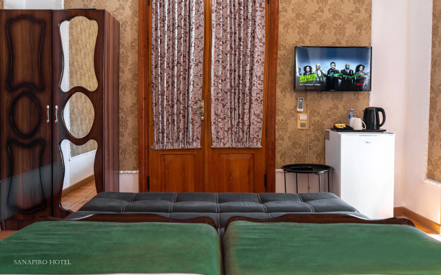 Sanapiro Hotel