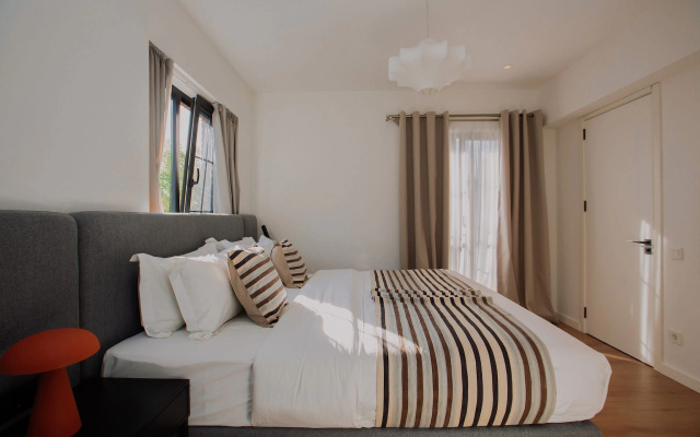 Artifact Apart Hotel