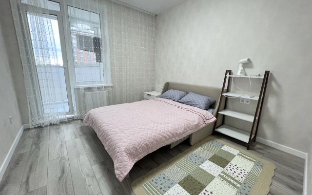 Po Ulitse Smirnova Flat