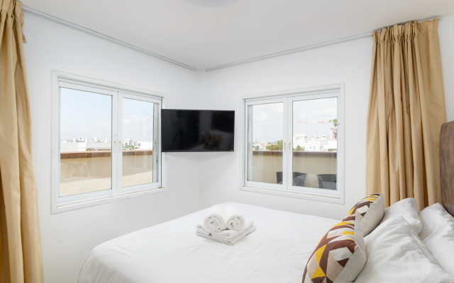 Penthouse With Panoramic View By Feelhome Apartments