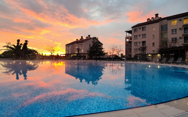 s 2mya Spalnyami - Goldwing Flat