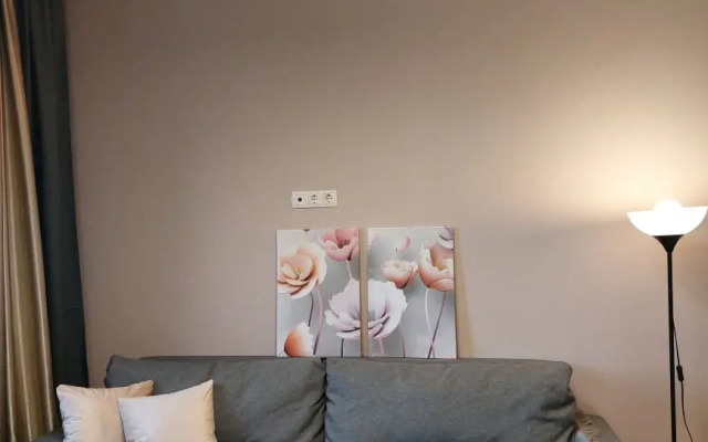 Квартира ЕвроДвушка Аксакова 81/1 на 17 Этаже до 7 Чел