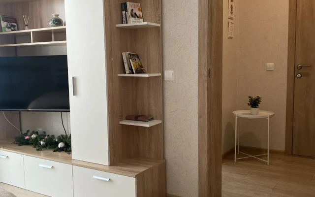 ZhK Ozerki Shidlovskogo 13 Flat