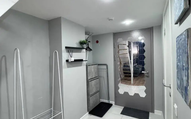 Dvukhurovnevye apartamenty Cozy Lair  u metro Baumanskaya Apartments