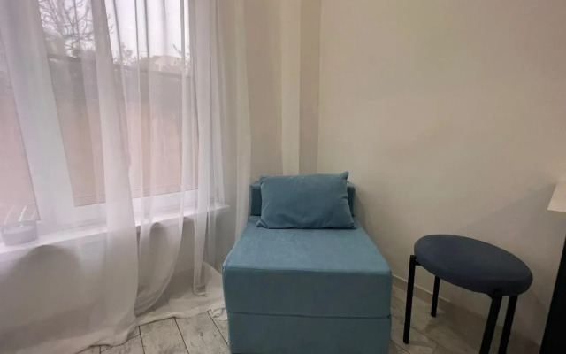 Mirny, Kuvshinok 8 Flat