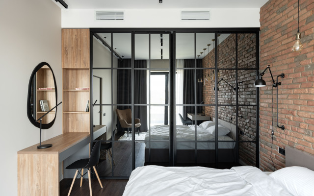 Ryadom s Nevoy Flat