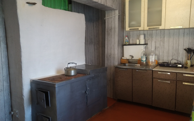 Частный дом у реки Сума