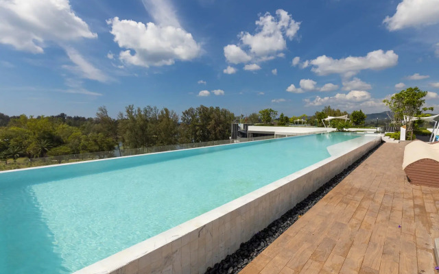 SkyPark 2BR Apt Apartments