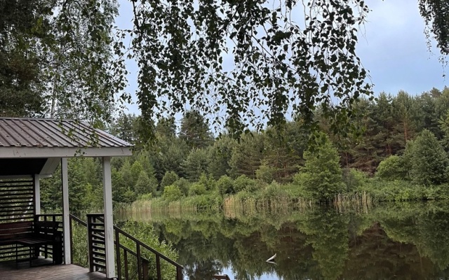 Гостевой дом Угоринка Колесо