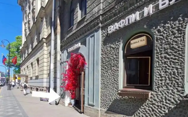 Квартира Уютная студия посуточно рядом с метро Петроградская