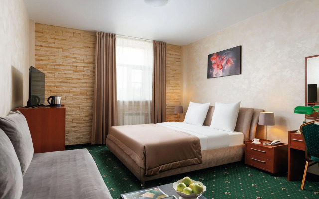 Grin Hotel 4*