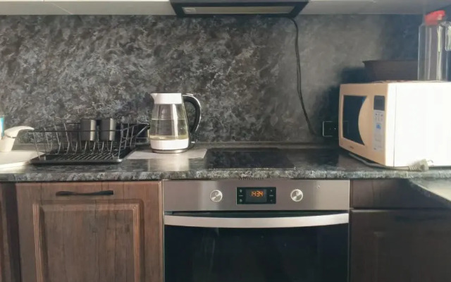 Квартира Уютная двухкомнатная квартира рядом с аэропортом