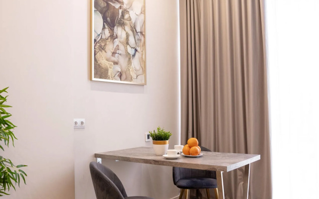 Апартаменты Уютная студия в отеле Mirror