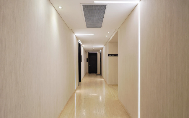 Full House Na 19 Etazhe Oko Towers Moskva Siti Apartments