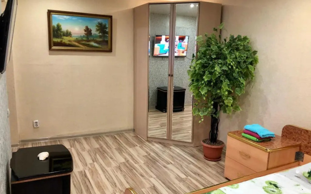 Na Pischevikov 12 Flat