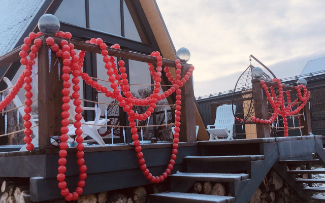 Частный дом дом у озера с чаном и баней