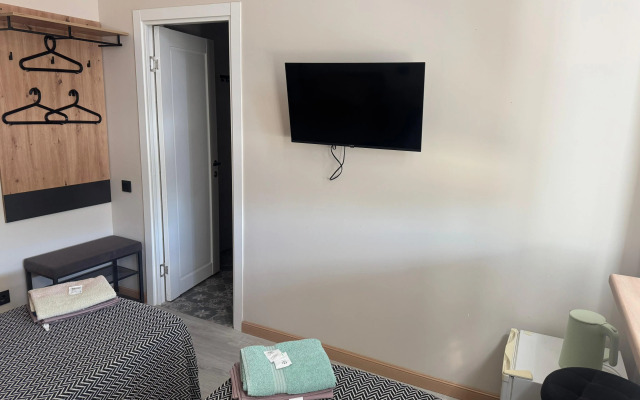 Отель Бобровский