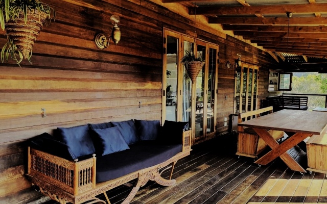 Tranquilo Beach House Guest House