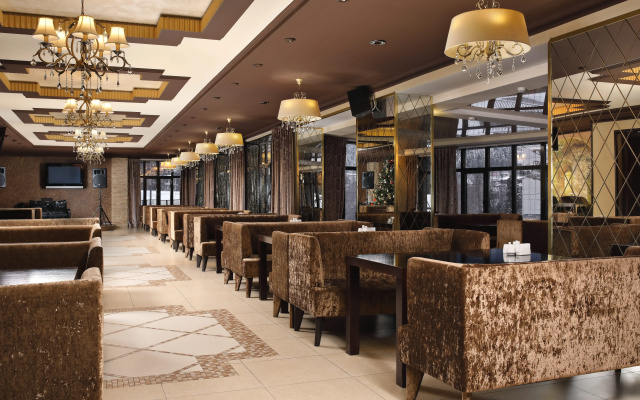 Kurortnyj otel' Grand-Otel'