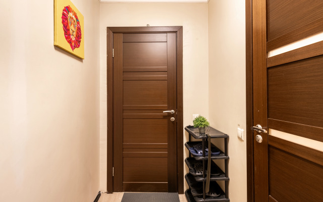 Prostornaya dvukhkomnatnaya Natali u parka Zyuzino Flat