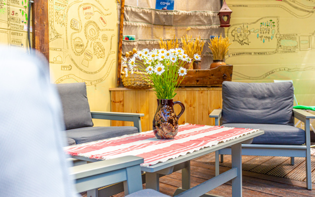 Bambuk-Hutor Guest House