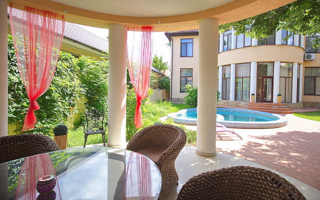 Luxury Villa