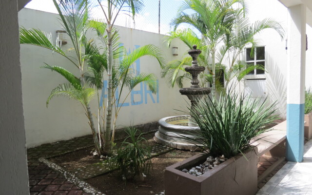 Отель Albri by Rotamundos