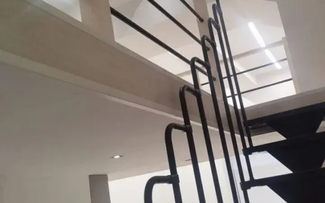 Квартира двухуровневая в уютном переулке