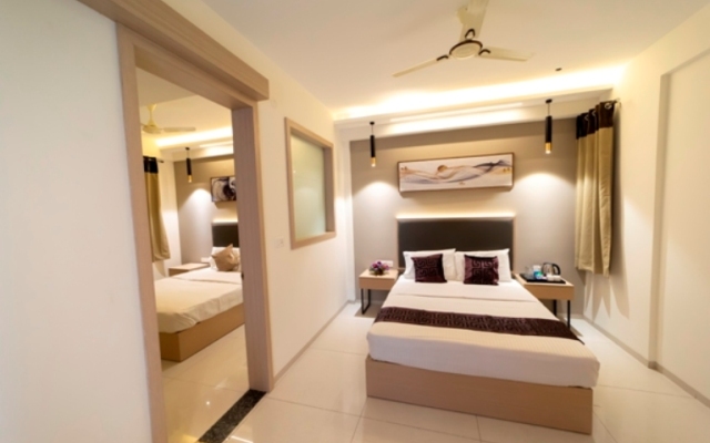 Отель Metro Park