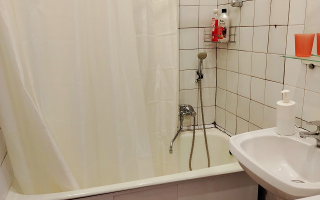 Dvukhkomnatnaya V Tsentre Goroda U Parka Flat