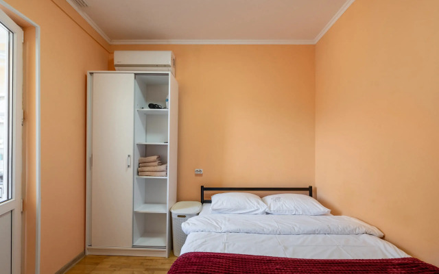 Квартира студия небольшая и комфортная в мкр. Кудепста