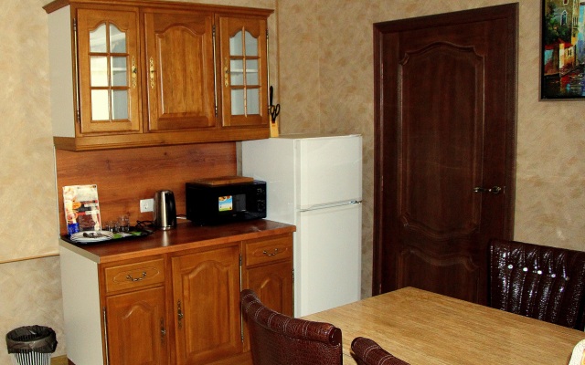 Diadema Sheremetevo Guest House
